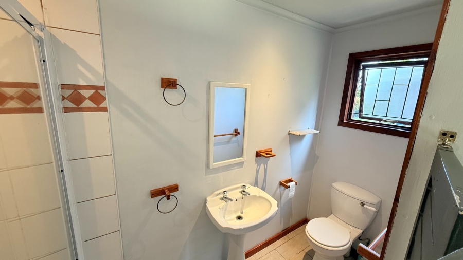 To Let 3 Bedroom Property for Rent in Hunters Home Western Cape